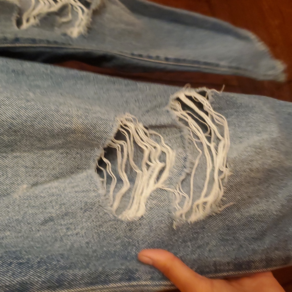 ❤️ 3 For $20 LEVI'S SIZE 28 Classic Blue Distressed Women's Jeans - Picture 5 of 14